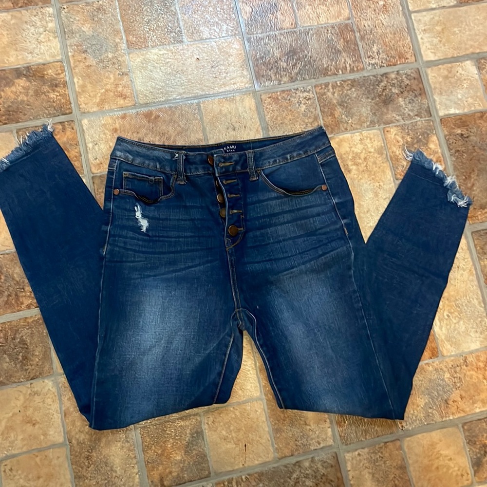 Size 10 super flattering skinny jeans